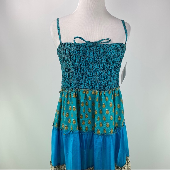 NWT silk patch strip dress. - Picture 3 of 6